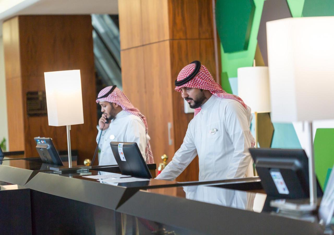 Holiday Suites Al Azizia La Mecque Extérieur photo Reception