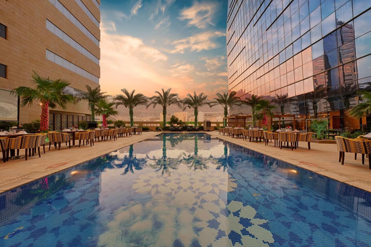 Holiday Suites Al Azizia La Mecque Extérieur photo The pool at Jumeirah Jumeirah