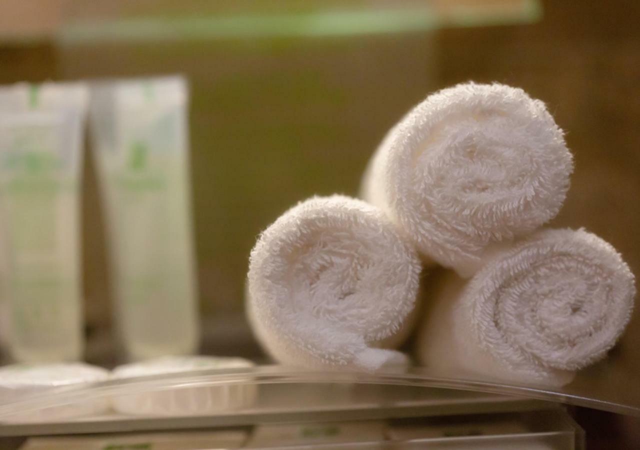 Holiday Suites Al Azizia La Mecque Extérieur photo Cotton towels